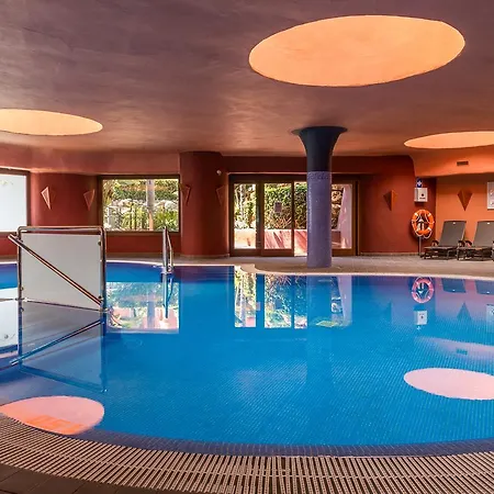 Bonito Apartamento En Torre Bermeja, Nueva Milla De Oro