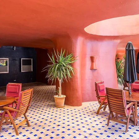 Bonito Apartamento En Torre Bermeja, Nueva Milla De Oro Apartamento